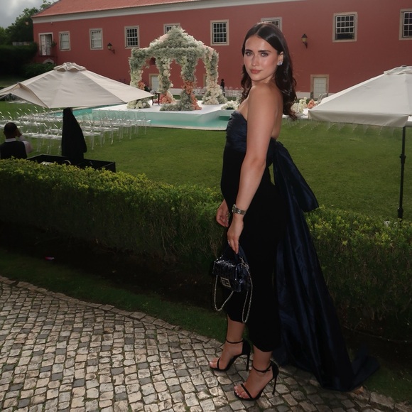 Oscar De La Renta Strapless Draped Taffeta Bow Midi Gown - Picture 4 of 16